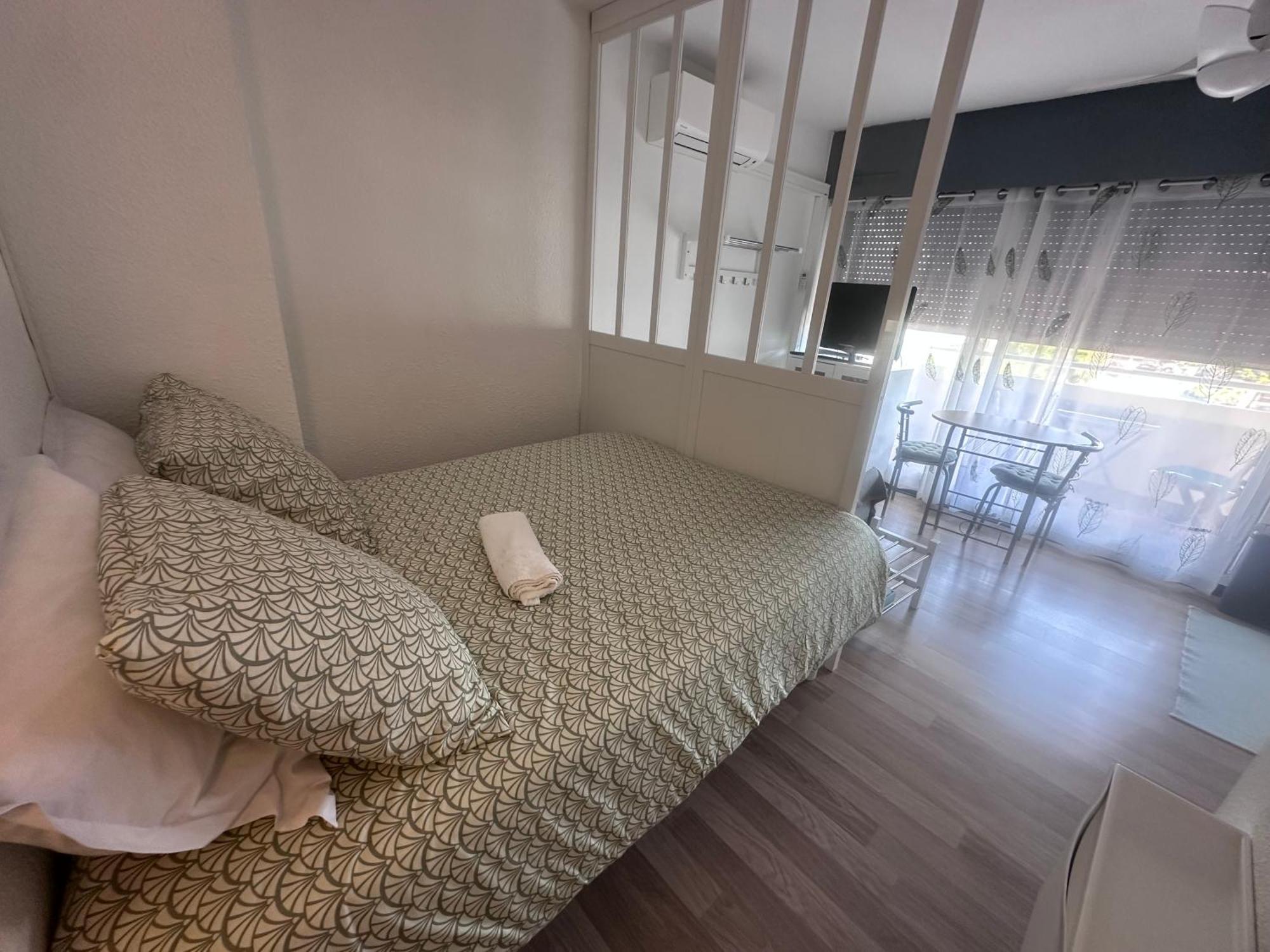 Apartment Beau Climatise En Bord De Et Wi-fi *